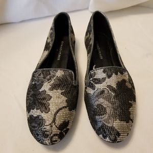 Donald J Pliner loafers